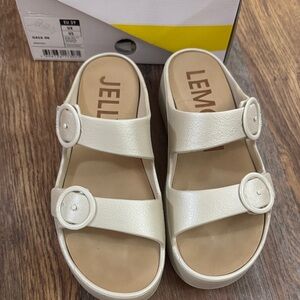 Lemon Jelly Women's Cream Sandals size EU39